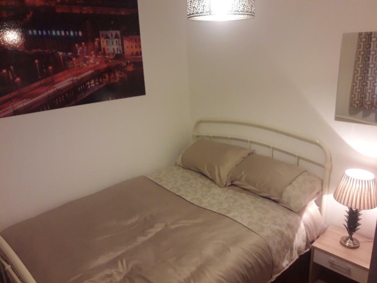 Bridge House Derry City Townhouse Central Free Parking Villa Luaran gambar